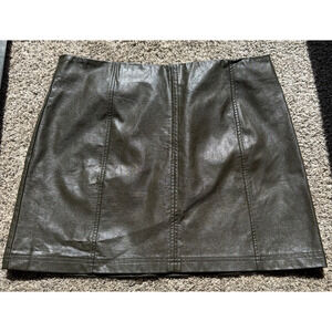 ALYA Vegan Leather Olive Green Mini Skirt Womens Size L Lined and Seamed Zip Up